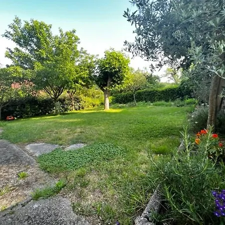 L'oustal De L'olivier Holiday home *